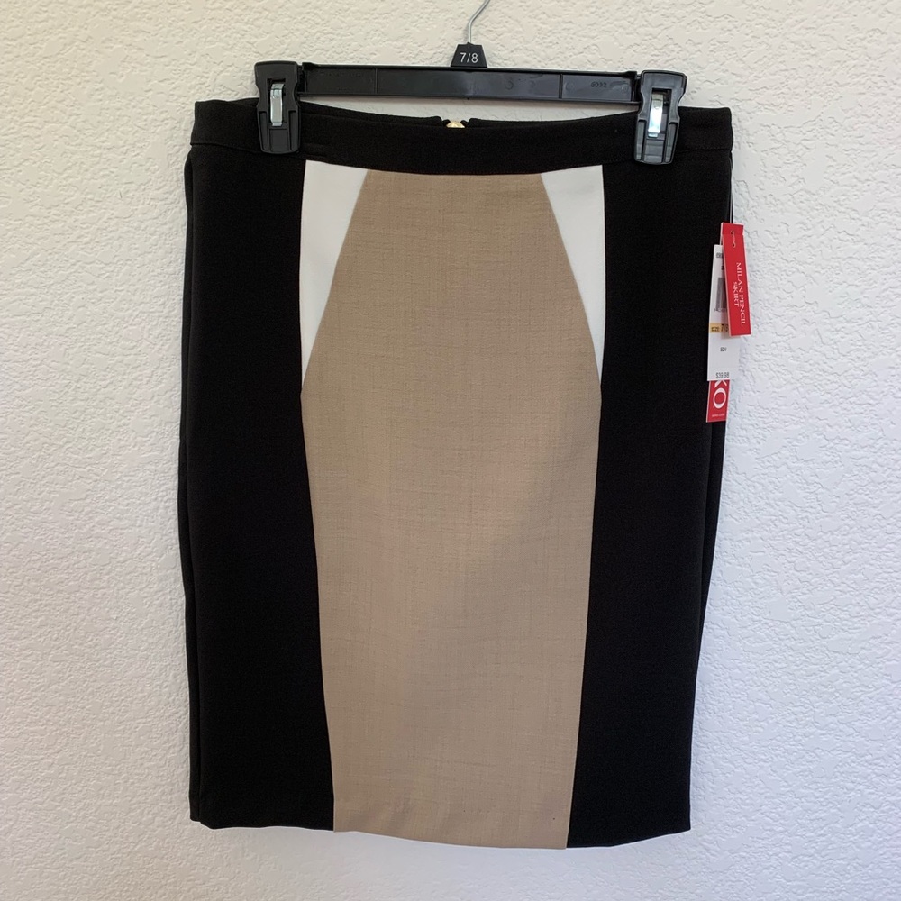 Color-blocked Skirt